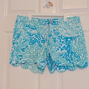 Lilly Pulitzer size 4 buttercup tropical animal print shorts